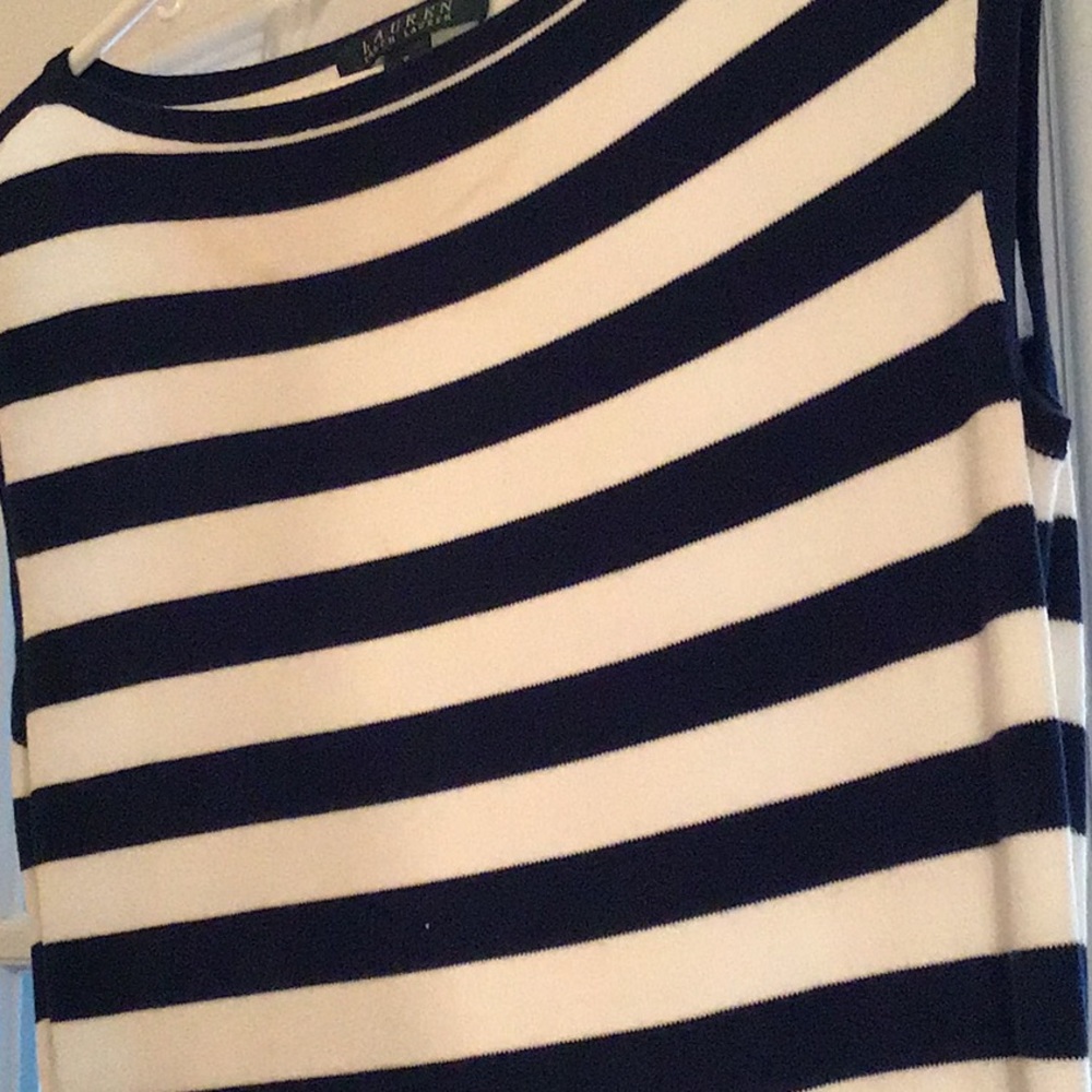 Dress - Picture 4 of 6